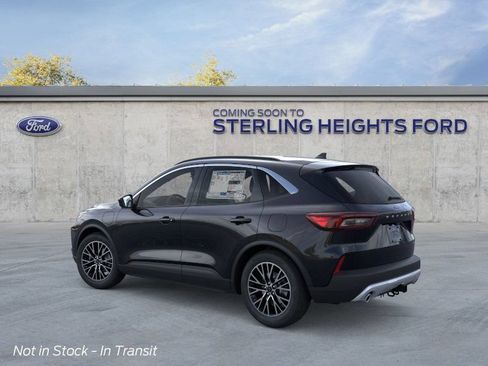 New 2026 Ford Escape SE w/ Class II Trailer Tow Package FWD image 4