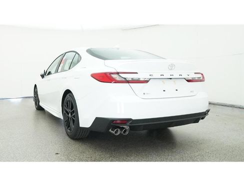 Used 2026 Toyota Camry SE FWD image 22