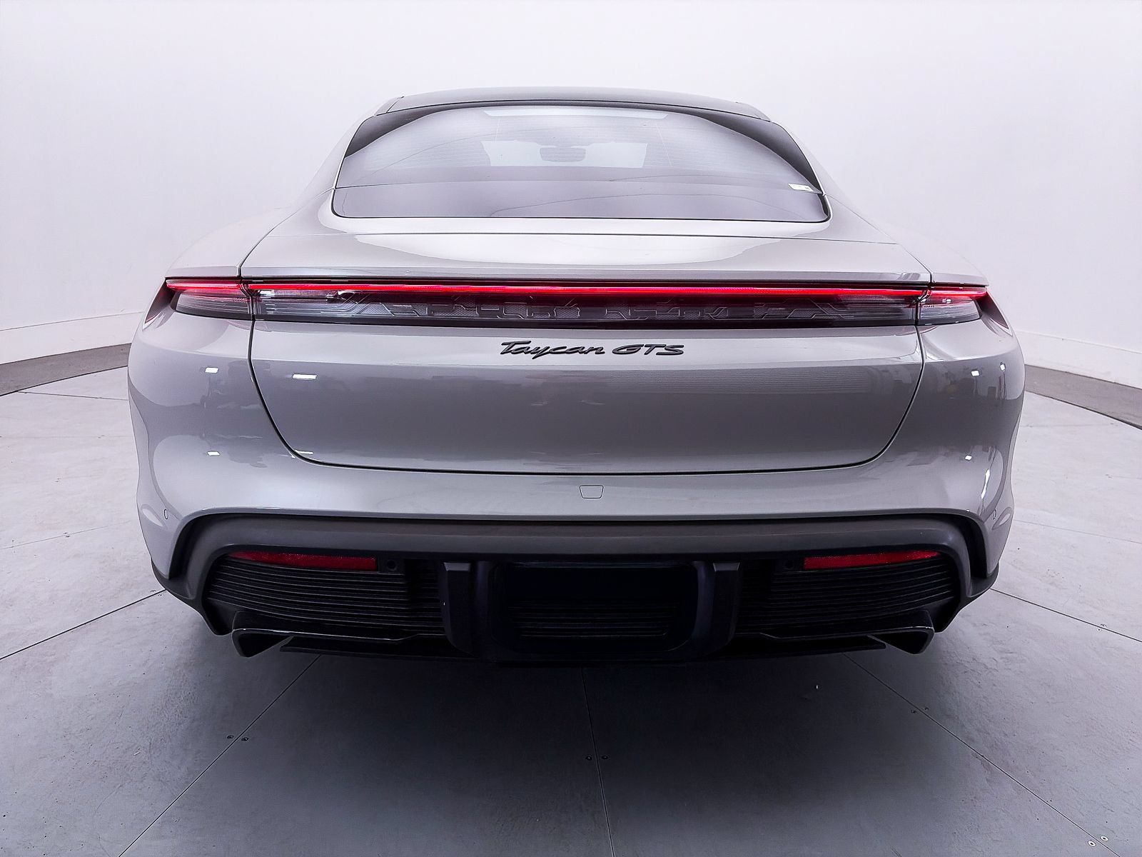 Used 2023 Porsche Taycan GTS AWD/4WD image 17
