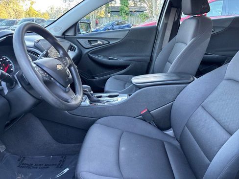Used 2023 Chevrolet Malibu LT image 10