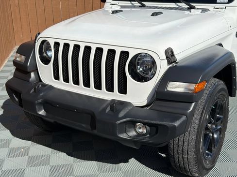 Used 2023 Jeep Wrangler Unlimited Sport AWD/4WD image 19
