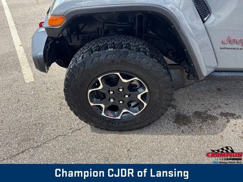 Used 2023 Jeep Wrangler Unlimited Rubicon w/ LED Lighting Group AWD/4WD image 35