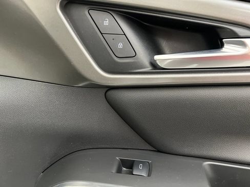 Used 2024 Chevrolet Traverse LT FWD image 33