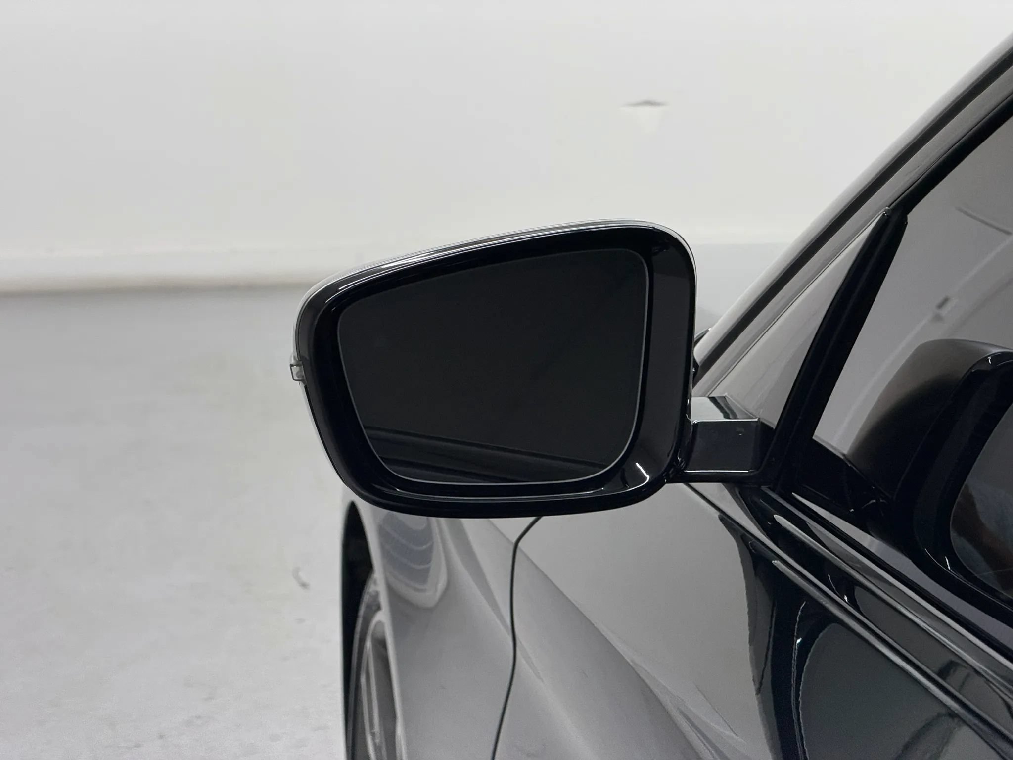 Used 2020 BMW M550i xDrive AWD/4WD image 89