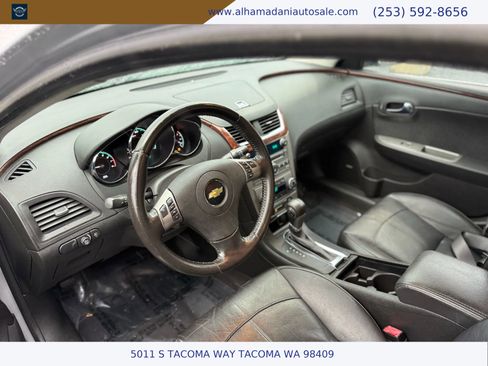 Used 2011 Chevrolet Malibu LTZ image 7