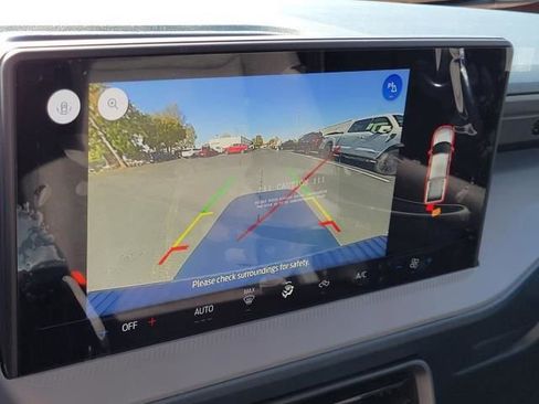 New 2025 Ford Maverick XL w/ Equipment Group 101A image 32