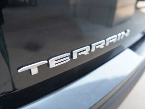 Used 2024 GMC Terrain SLE AWD/4WD image 6