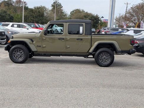 New 2026 Jeep Gladiator Sport image 6