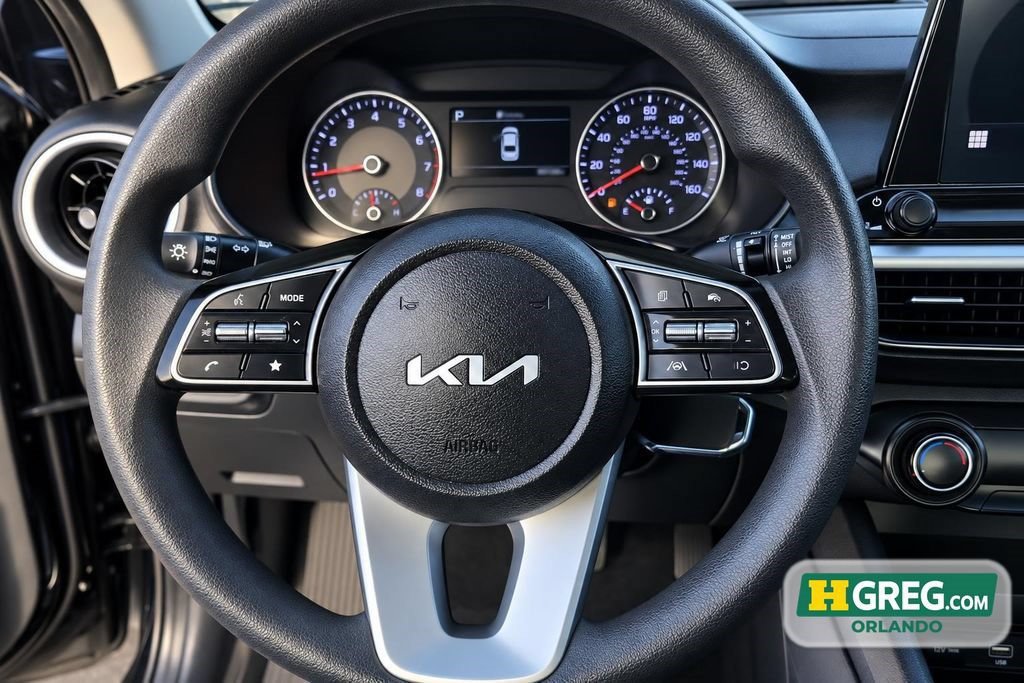 Used 2022 Kia Forte LXS FWD image 13
