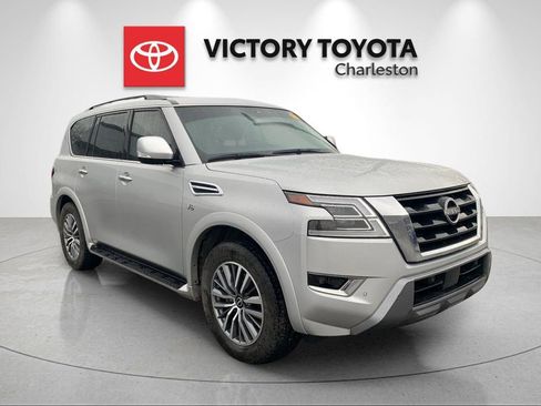 Used 2021 Nissan Armada SV w/ SV Appearance Package image 4