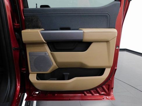 Used 2025 Ford F450 Lariat image 31