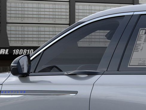New 2026 Lincoln Nautilus Premier AWD/4WD image 20