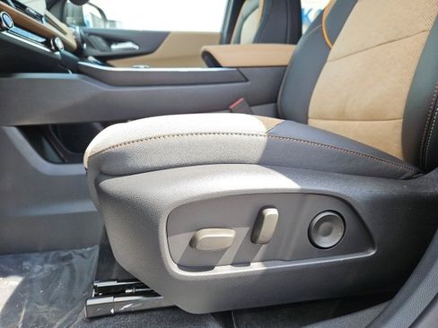 New 2026 Chevrolet Equinox ACTIV w/ Convenience Package III image 28