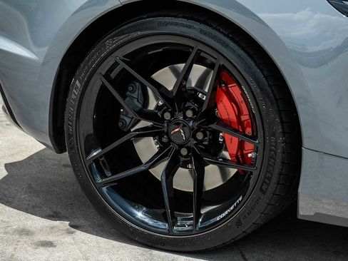 Used 2025 Chevrolet Corvette Z06 RWD image 49