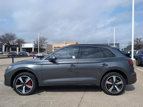 Used 2024 Audi Q5 2.0T Premium Plus w/ Premium Plus Package image 3