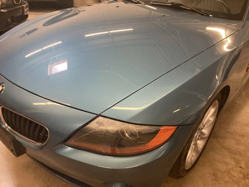Used 2003 BMW Z4 2.5i RWD image 12