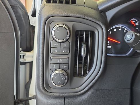Used 2023 GMC Sierra 1500 Pro w/ Graphite Edition AWD/4WD image 21