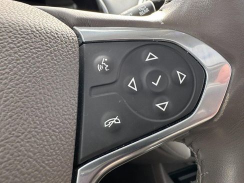 Used 2020 Chevrolet Traverse Premier image 20