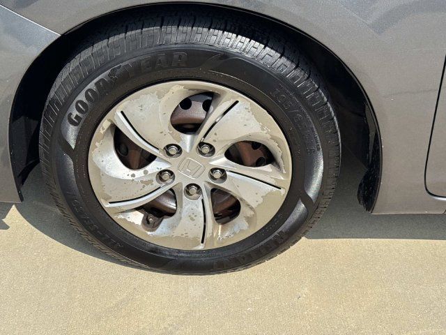 Used 2013 Honda Civic LX image 4