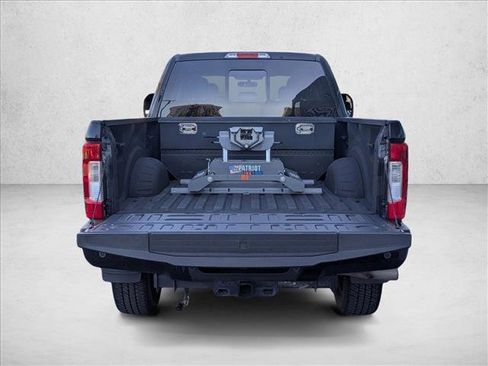 Used 2019 Ford F250 Lariat image 6