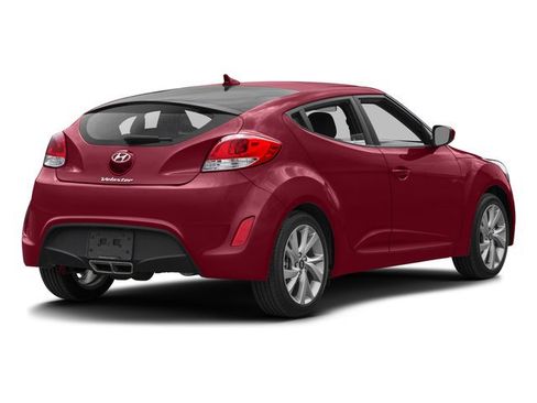 Used 2017 Hyundai Veloster Value Edition image 5