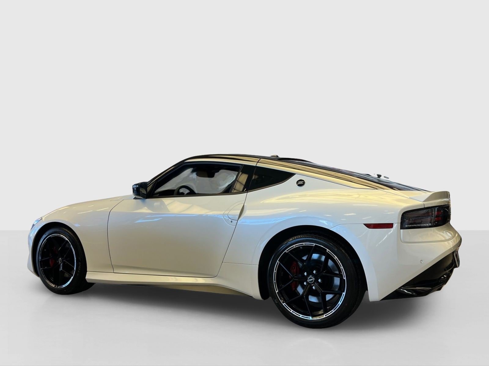 New 2027 Nissan Z Performance RWD image 3
