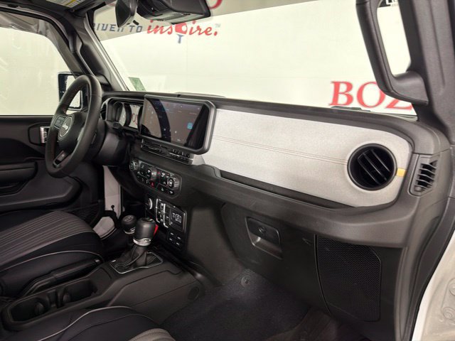 Used 2024 Jeep Gladiator Sport AWD/4WD image 32