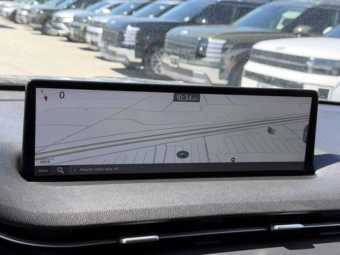 Certified 2025 Genesis GV70 2.5T AWD/4WD image 33