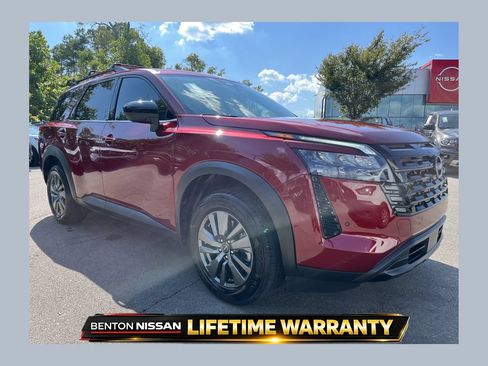 Certified 2026 Nissan Pathfinder SV AWD/4WD image 1
