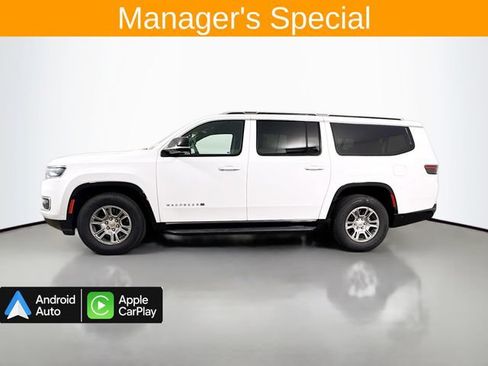 Used 2023 Jeep Wagoneer L 4WD w/ Convenience Group I image 4