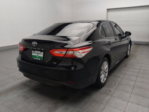 Used 2018 Toyota Camry LE FWD image 9