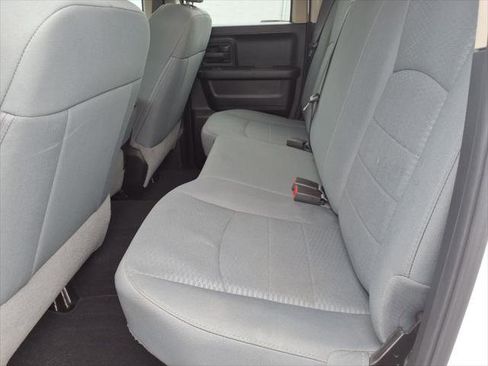 Certified 2018 RAM 1500 Express w/ Express Value Package AWD/4WD image 16