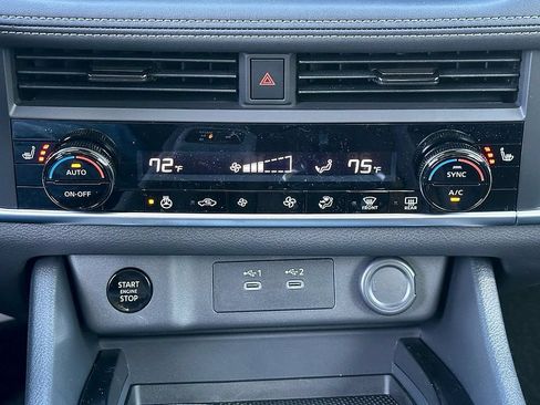 New 2026 Nissan Rogue SV w/ Cold Weather Package AWD/4WD image 19
