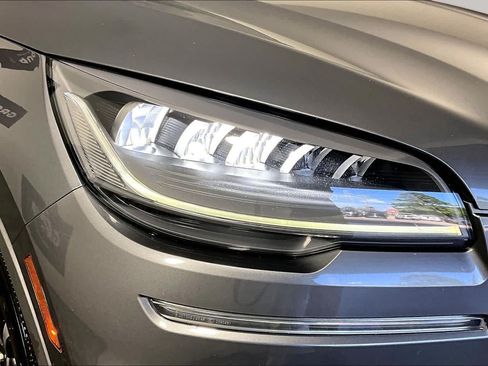 Used 2022 Lincoln Aviator Reserve w/ Equipment Group 201A AWD/4WD image 26