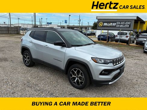 Used 2025 Jeep Compass Limited image 1