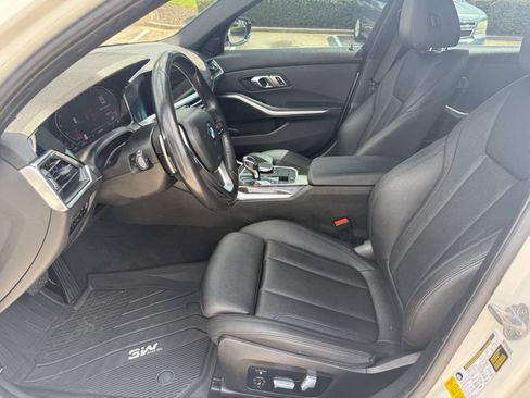 Used 2020 BMW 330i Sedan w/ Convenience Package RWD image 15