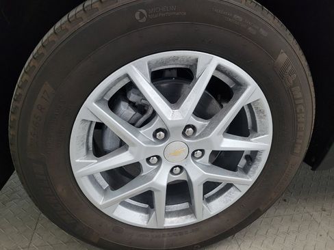 Used 2023 Chevrolet Equinox LT FWD image 31