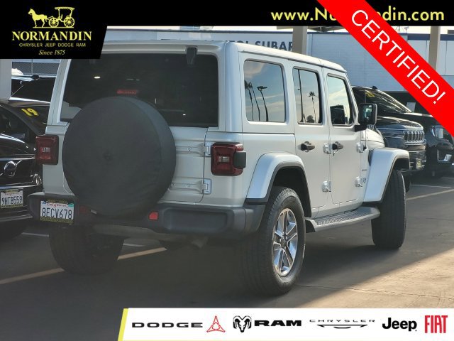 Certified 2018 Jeep Wrangler Unlimited Sahara w/ LED Lighting Group AWD/4WD image 4