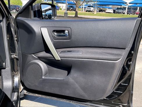 Used 2013 Nissan Rogue S image 22