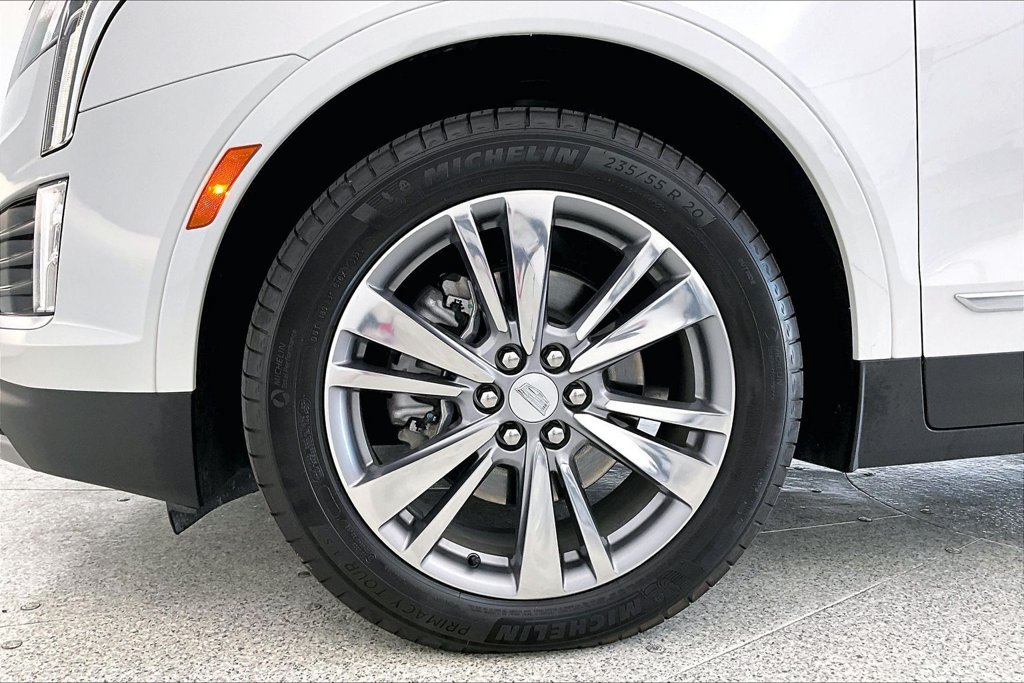Used 2025 Cadillac XT5 Premium Luxury AWD/4WD image 11