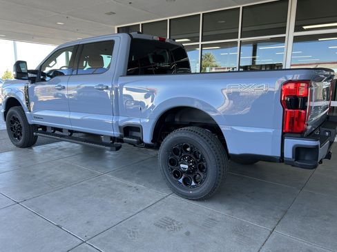 New 2026 Ford F250 Lariat w/ Black Appearance Package image 6