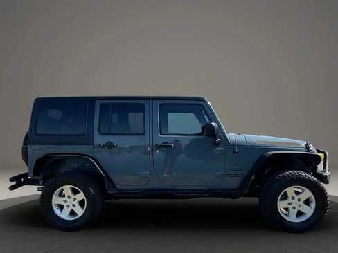 Used 2015 Jeep Wrangler Unlimited Sport w/ Quick Order Package 24S AWD/4WD image 5