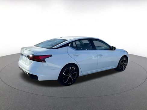 Used 2025 Nissan Altima 2.5 SR image 15