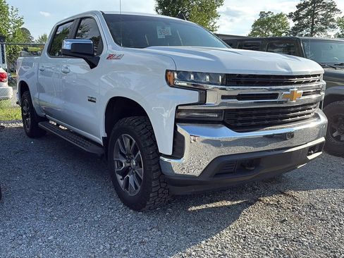 Used 2021 Chevrolet Silverado 1500 LT w/ Texas Edition Plus image 3