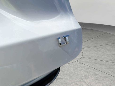 New 2026 Chevrolet Trax LT w/ Driver Confidence Package FWD image 8