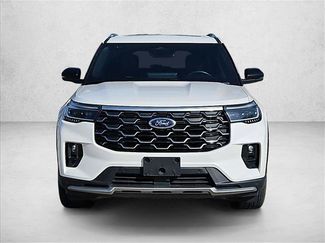 Used 2025 Ford Explorer Platinum RWD video 2