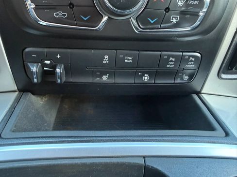 Used 2015 RAM 1500 Big Horn AWD/4WD image 14