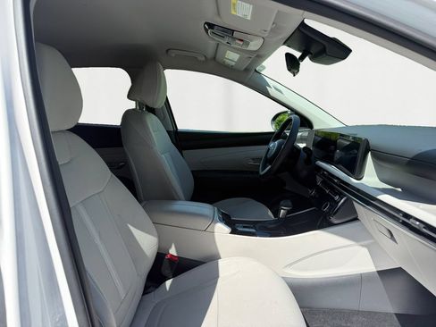 Used 2025 Hyundai Tucson SEL AWD/4WD image 16