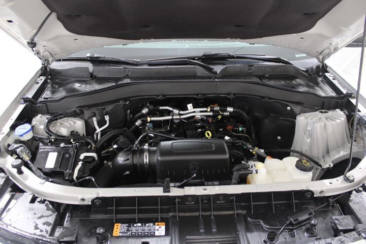 Used 2023 Ford Explorer XLT w/ Equipment Group 202A AWD/4WD image 52