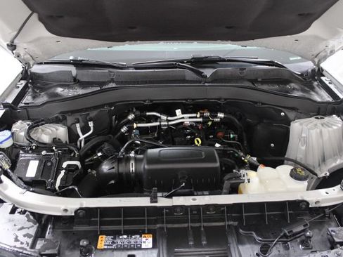 Used 2023 Ford Explorer XLT w/ Equipment Group 202A AWD/4WD image 52